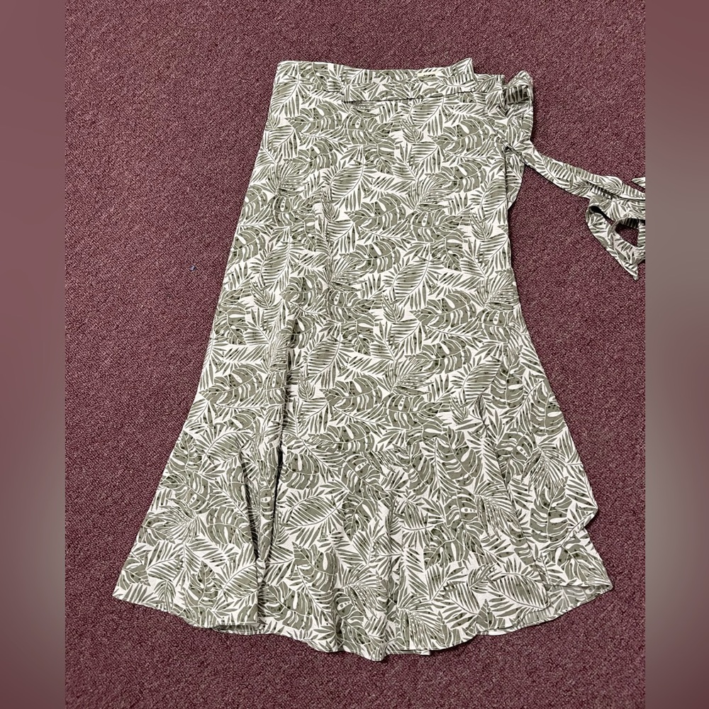 Midi wrap skirt